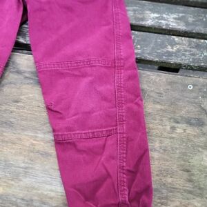 Raspberry colored child gym bored pants size 6